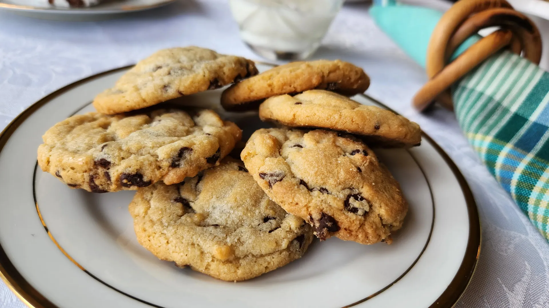 Linda's Chocolate Chip Cookies